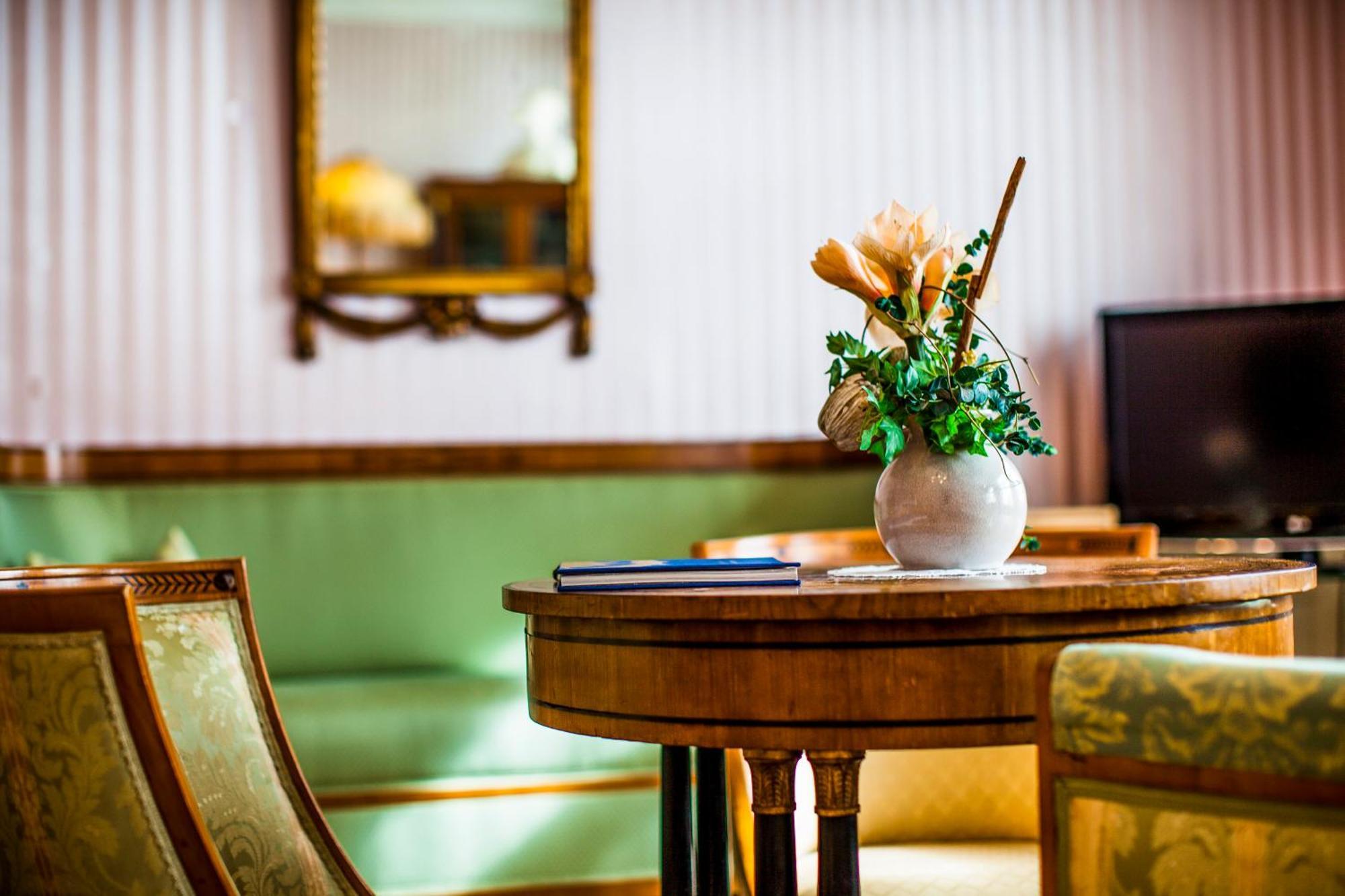 Hotel Boardinghouse Sonne Offenburg Esterno foto