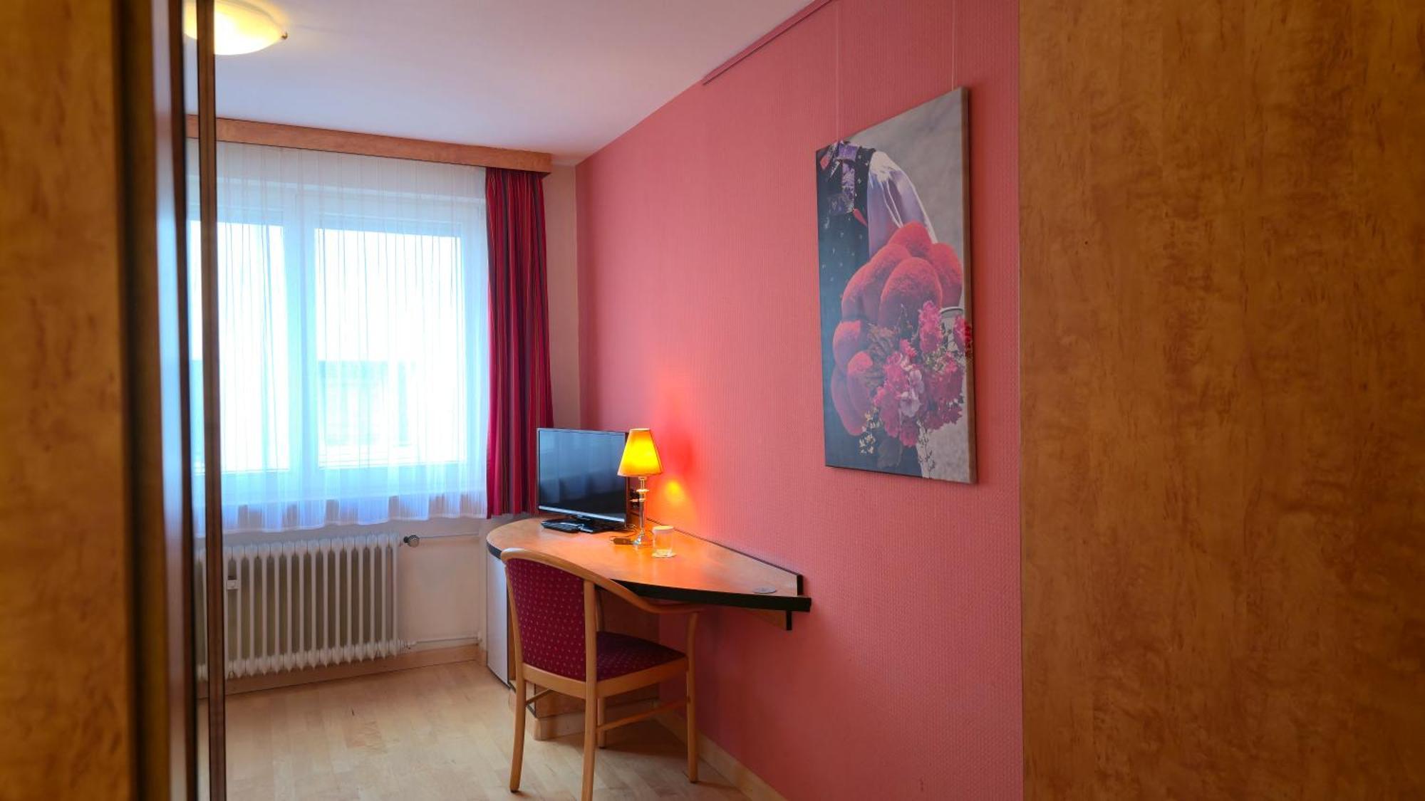 Hotel Boardinghouse Sonne Offenburg Camera foto